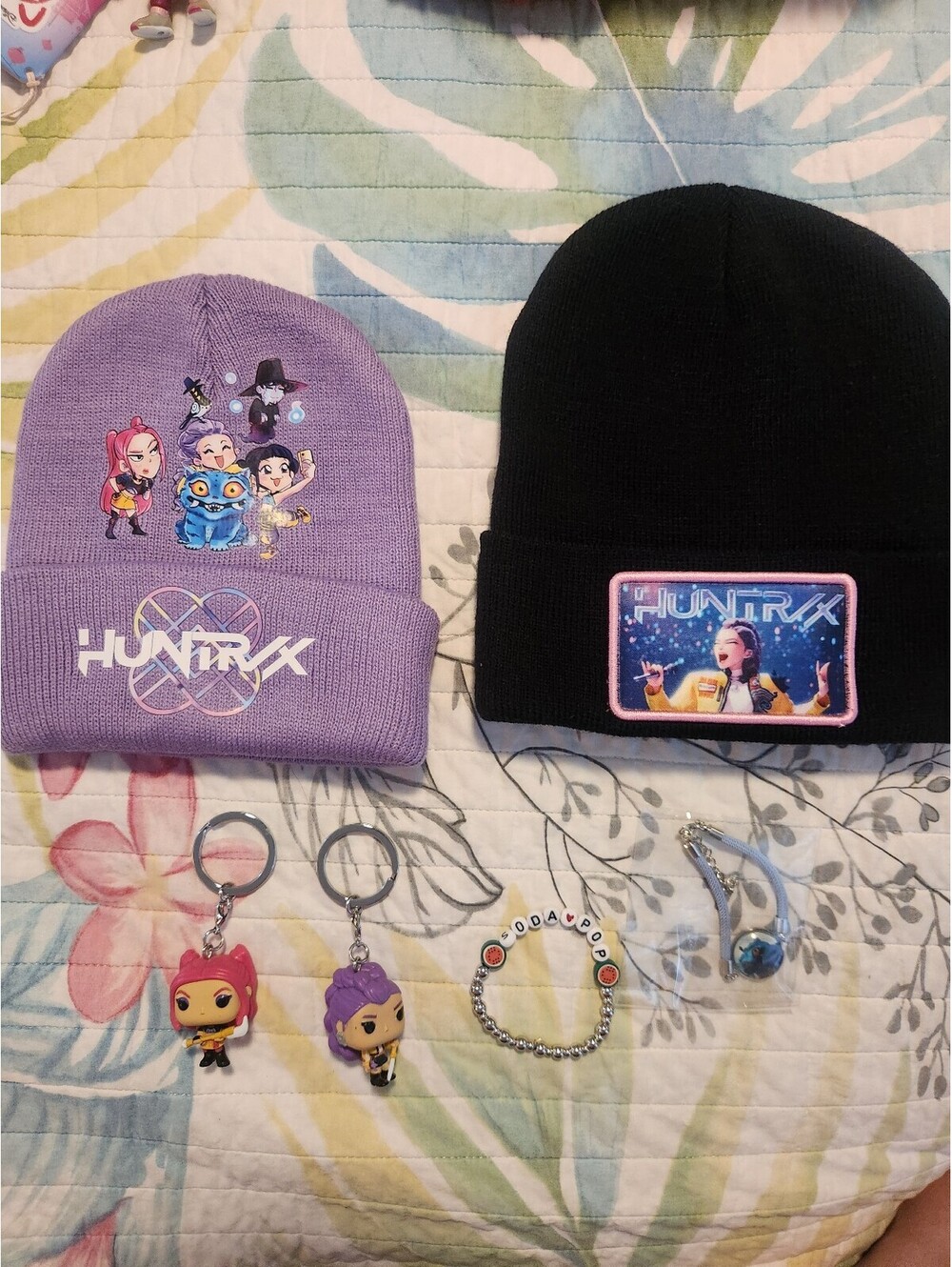 Huntrix K Pop Demon Hunters Beanie &  Bracelet Bundle